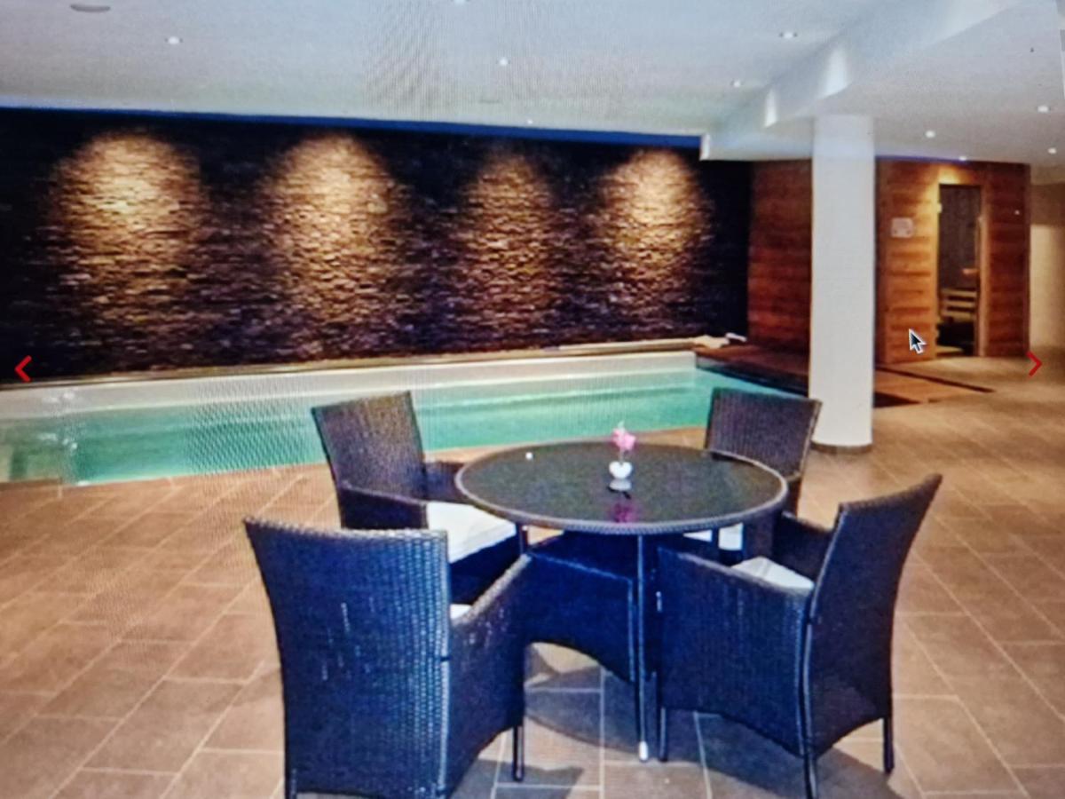 Superbe Appartement Champex-Lac Avec Piscine Et Sauna エクステリア 写真